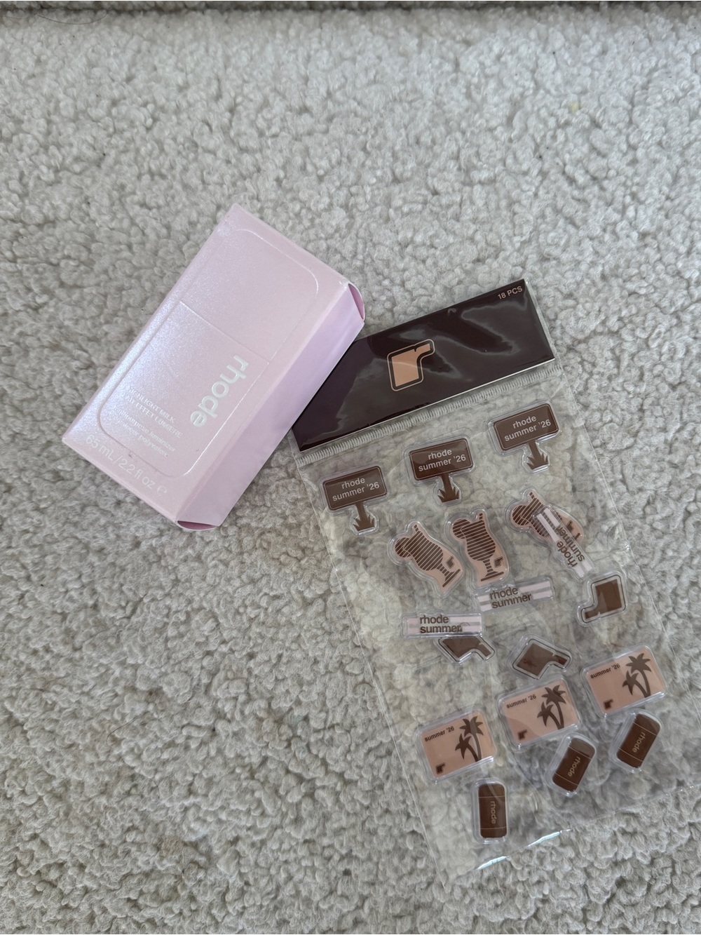 RHODE Highlight Milk Luminizer Soft Pearl Pink NIB - Picture 6 of 9
